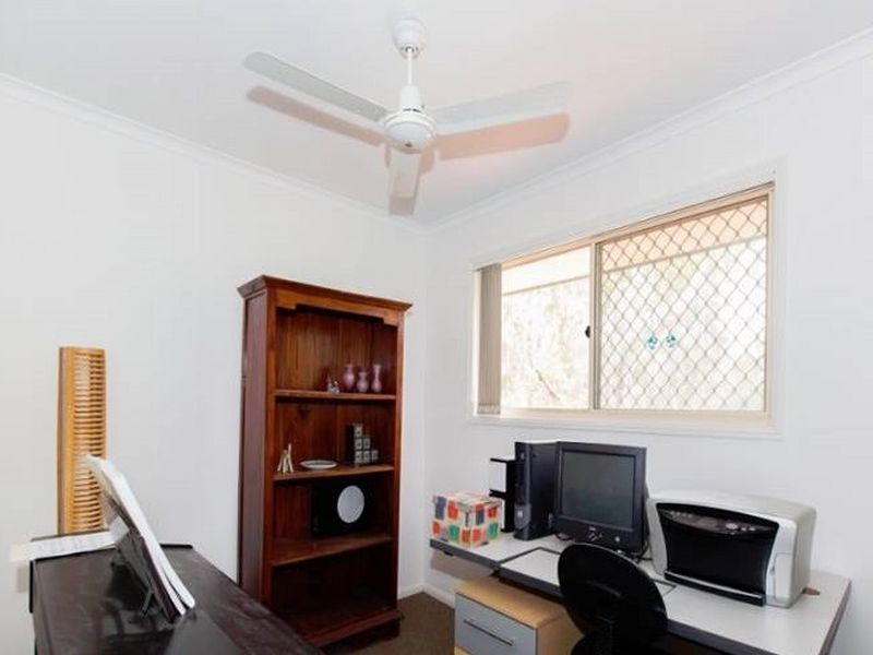 5/18 Bottlewood Ct, Burleigh Waters QLD 4220