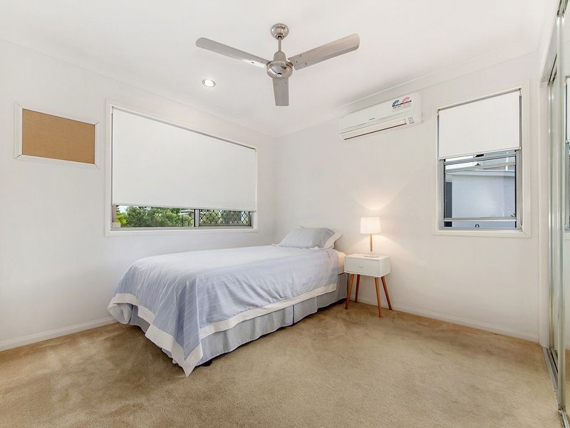 94 Verona Circuit, Burleigh Waters QLD 4220