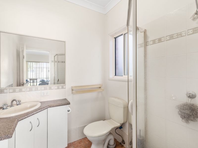 5 Shorehaven Place, Varsity Lakes QLD 4227