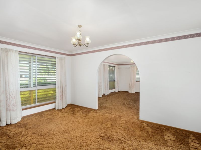 4 Beech Court, Elanora QLD 4221