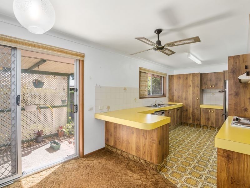 4 Beech Court, Elanora QLD 4221