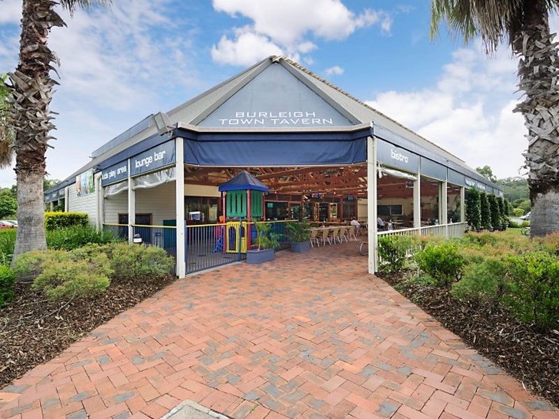 201/3 Township Drive, Burleigh Heads QLD 4220