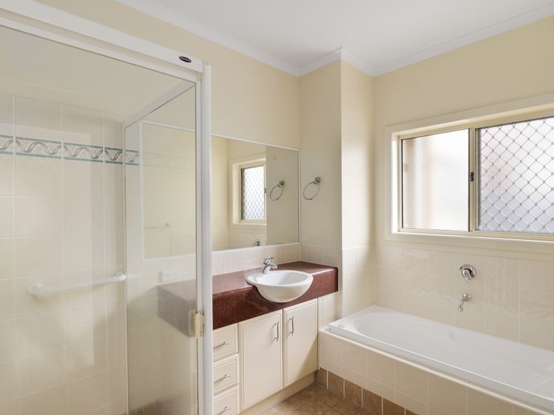 15/36 Beachcomber Ct, Burleigh Waters QLD 4220