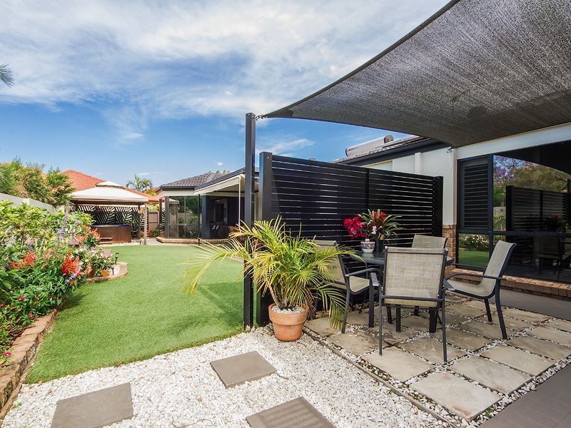 7 Coral Sea Ct, Burleigh Waters QLD 4220