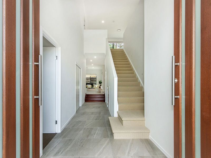 11 Greenview Place, Reedy Creek QLD 4227