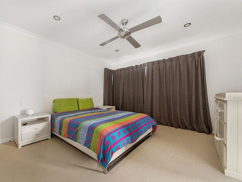 11 Greenview Place, Reedy Creek QLD 4227
