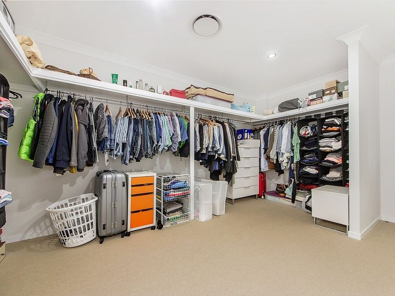 11 Greenview Place, Reedy Creek QLD 4227