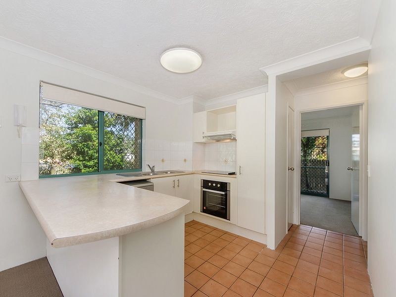 21/45 Pohlman Street, Southport QLD 4215