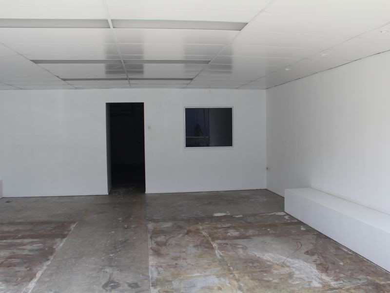 2/18 Strathaird Road, Bundall QLD 4217