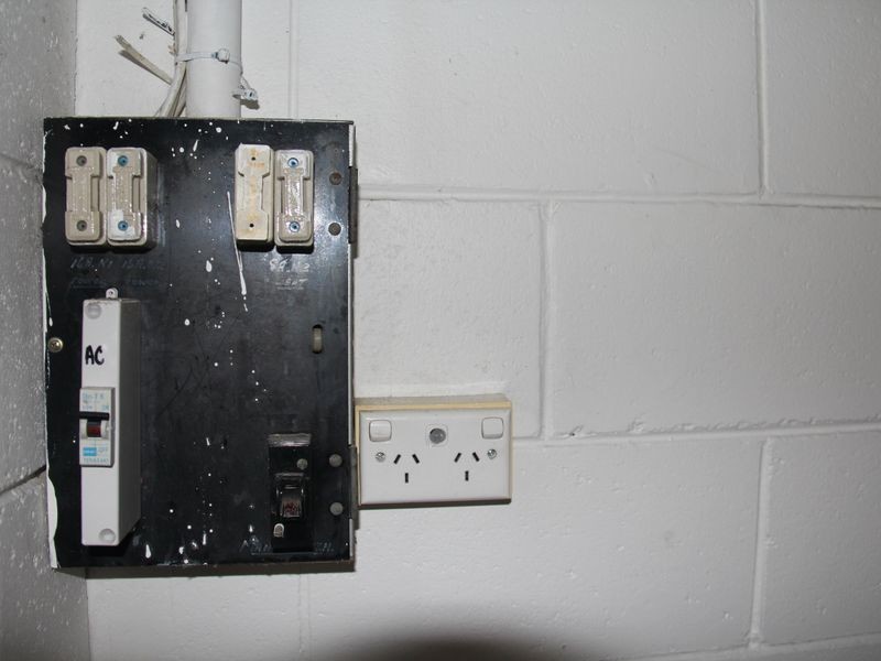 2/18 Strathaird Road, Bundall QLD 4217