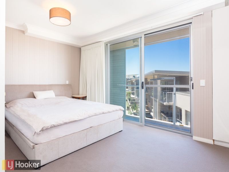 1406/12 Executive Drive, Burleigh Waters QLD 4220
