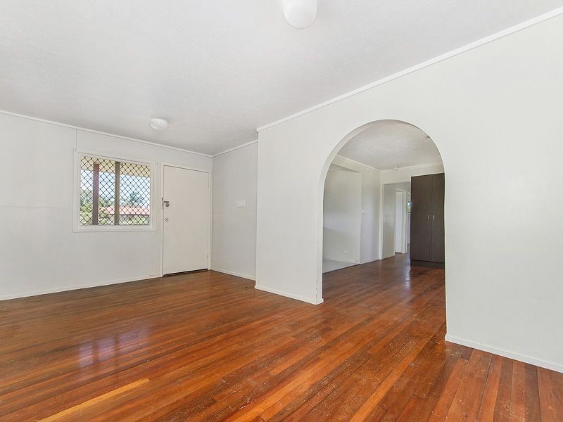 19 Grevillea Drive, Varsity Lakes QLD 4227