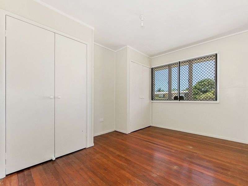 19 Grevillea Drive, Varsity Lakes QLD 4227