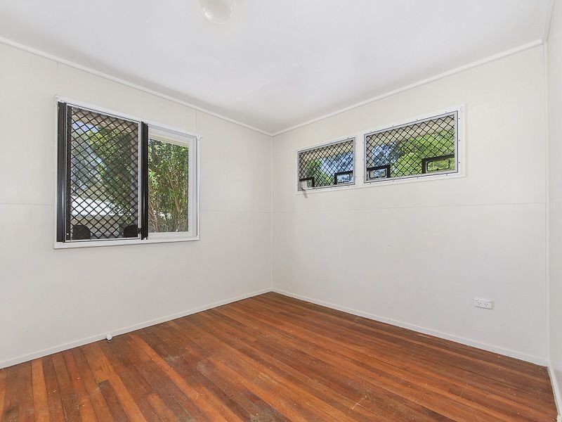 19 Grevillea Drive, Varsity Lakes QLD 4227