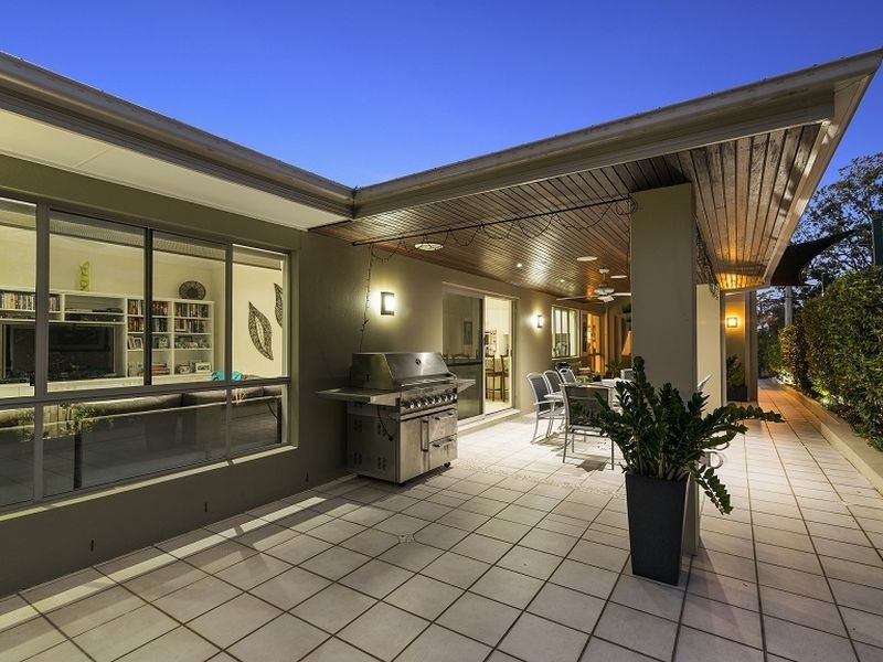 96 Skyline Terrace, Burleigh Heads QLD 4220