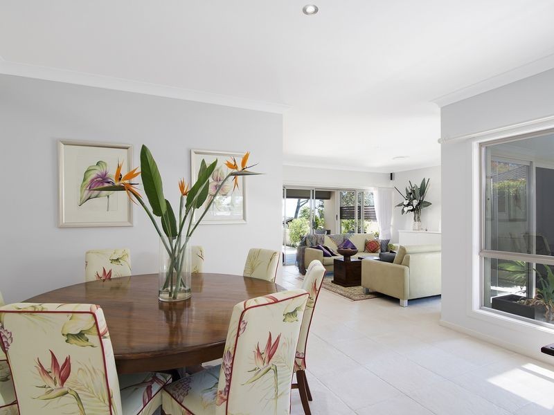 96 Skyline Terrace, Burleigh Heads QLD 4220