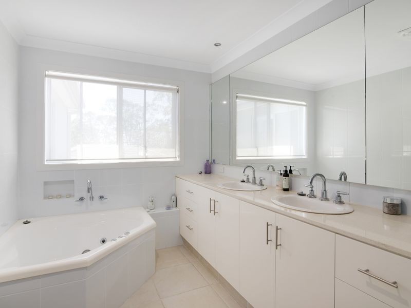 96 Skyline Terrace, Burleigh Heads QLD 4220