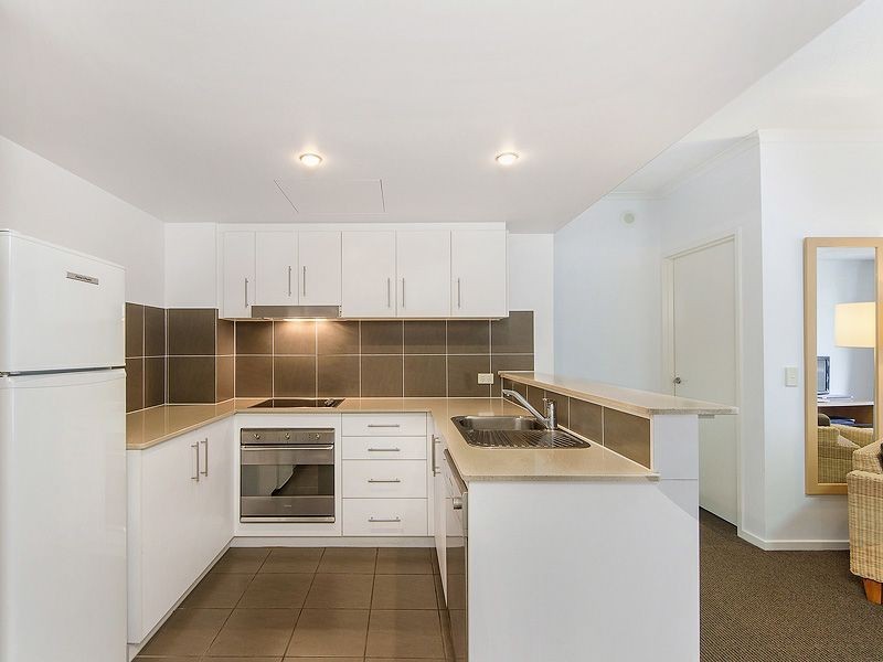 1047/1 Ocean Street, Burleigh Heads QLD 4220