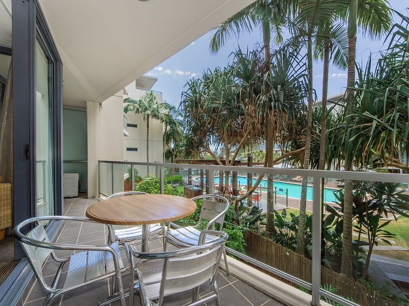 1047/1 Ocean Street, Burleigh Heads QLD 4220