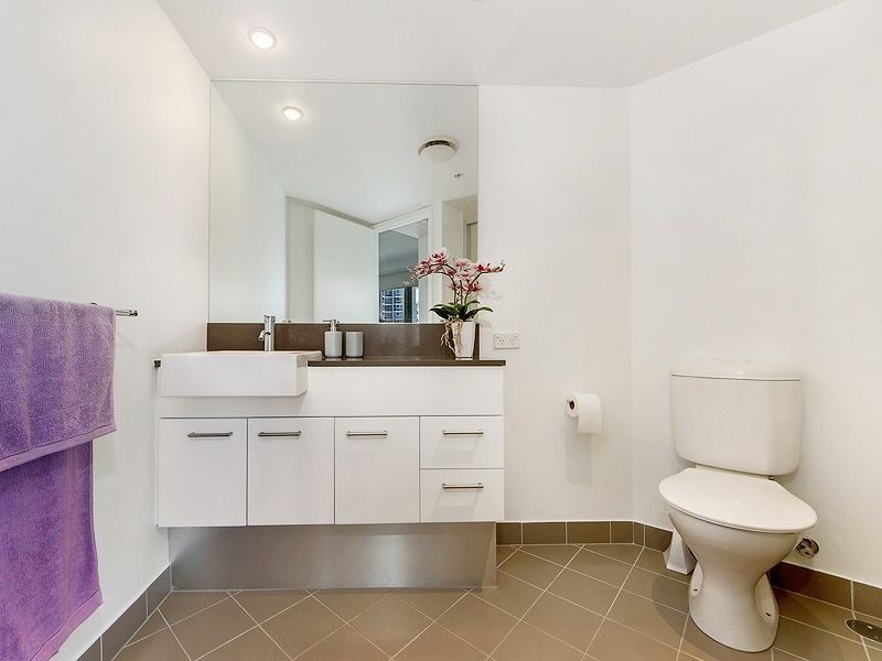 1205/56 Scarborough Street, Southport QLD 4215