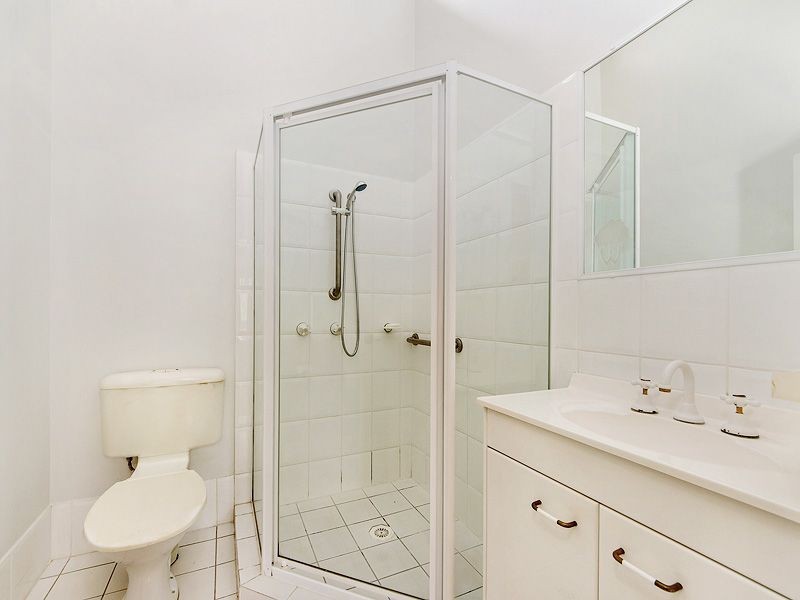 3/31 Vespa Crescent, Surfers Paradise QLD 4217