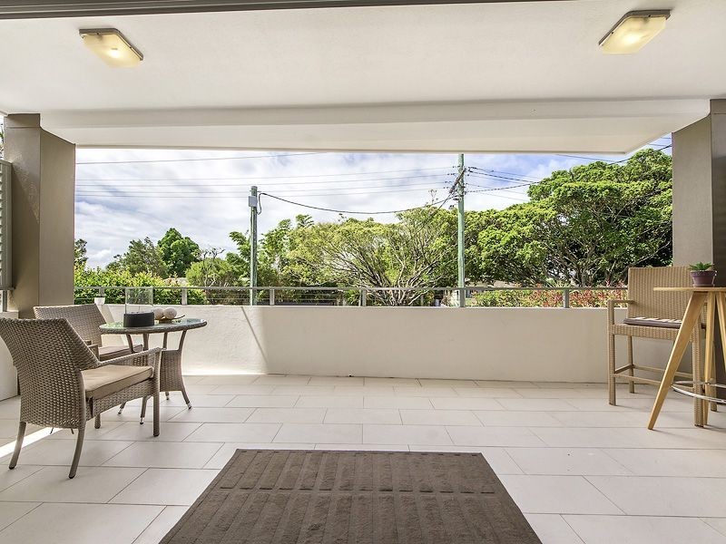 1/8 Walton Street, Southport QLD 4215
