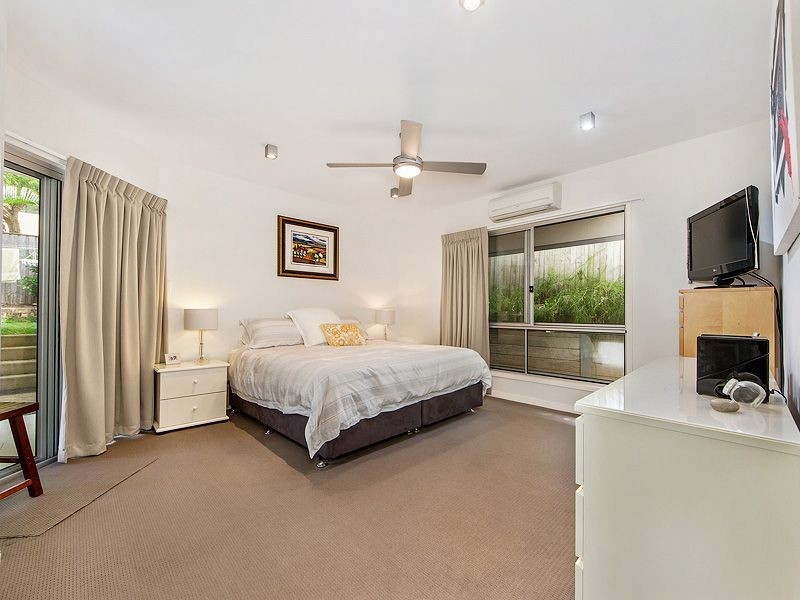 1/8 Walton Street, Southport QLD 4215