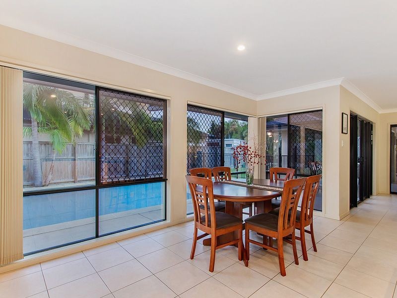 68 Observatory Drive, Reedy Creek QLD 4227