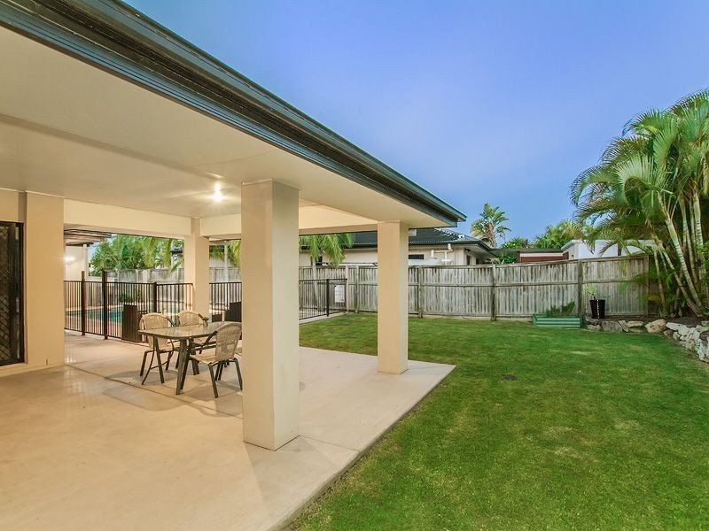 68 Observatory Drive, Reedy Creek QLD 4227