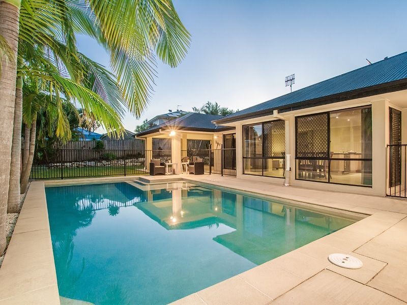 68 Observatory Drive, Reedy Creek QLD 4227