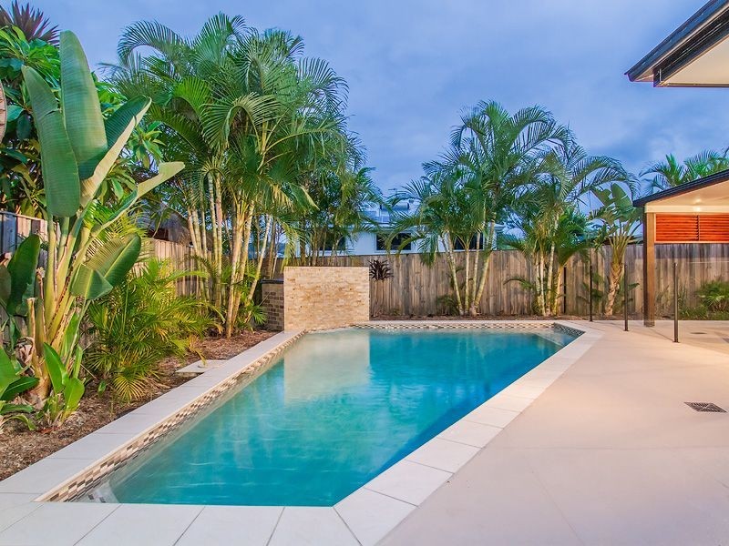66 Observatory Drive, Reedy Creek QLD 4227