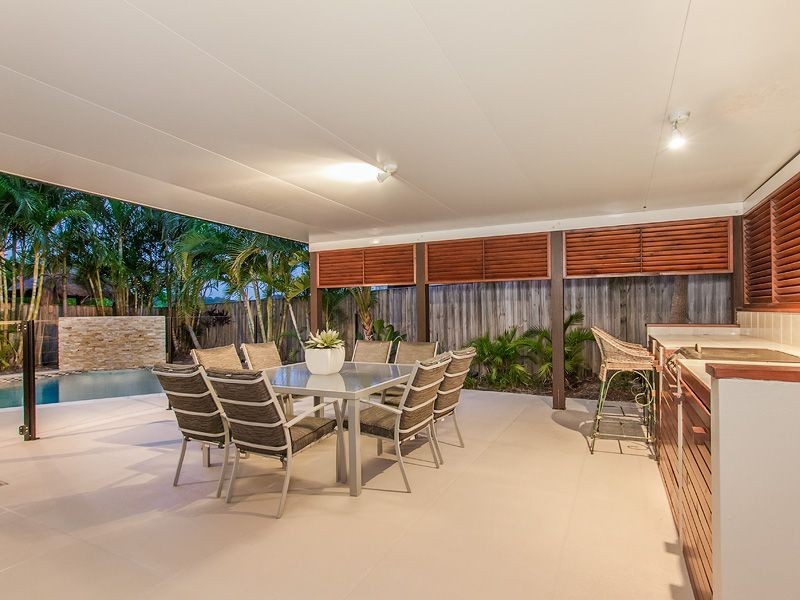 66 Observatory Drive, Reedy Creek QLD 4227