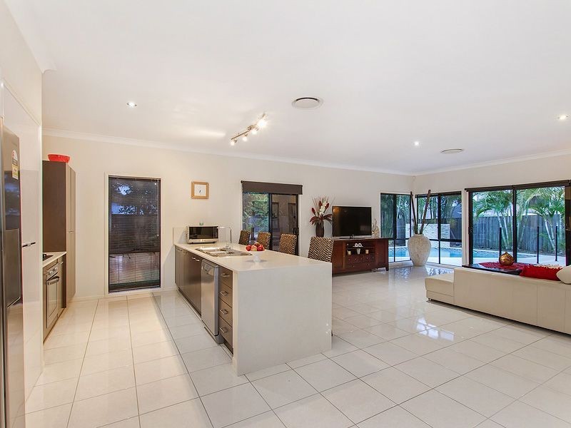 66 Observatory Drive, Reedy Creek QLD 4227