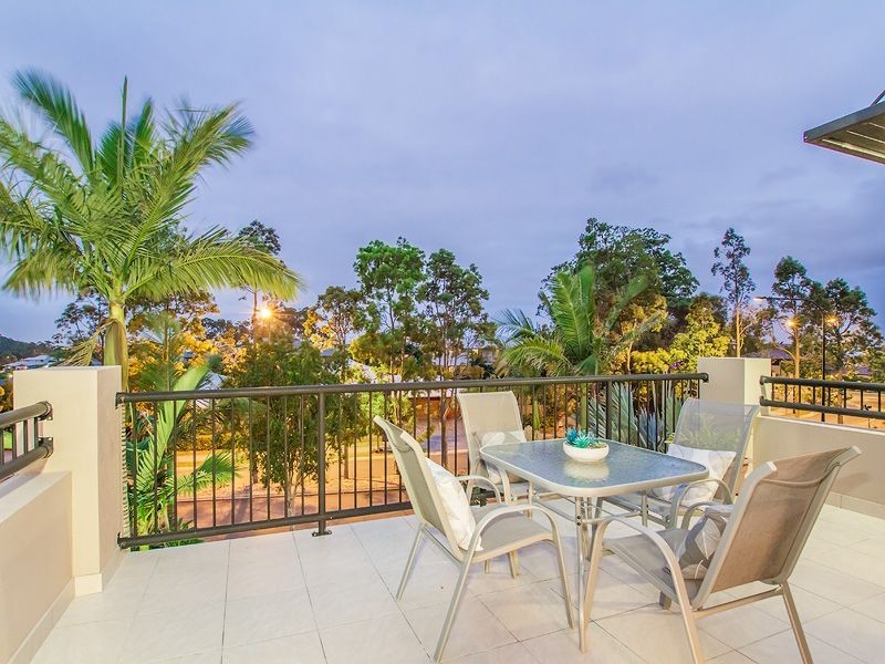 66 Observatory Drive, Reedy Creek QLD 4227