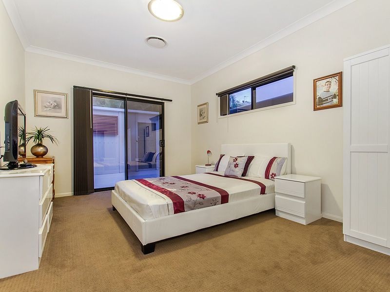 66 Observatory Drive, Reedy Creek QLD 4227