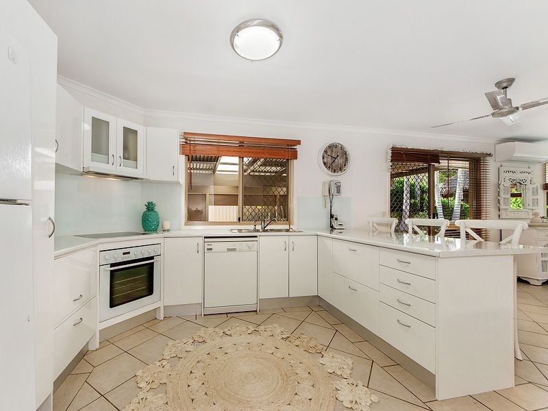 19 Saffron Street, Elanora QLD 4221