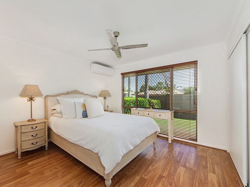 19 Saffron Street, Elanora QLD 4221