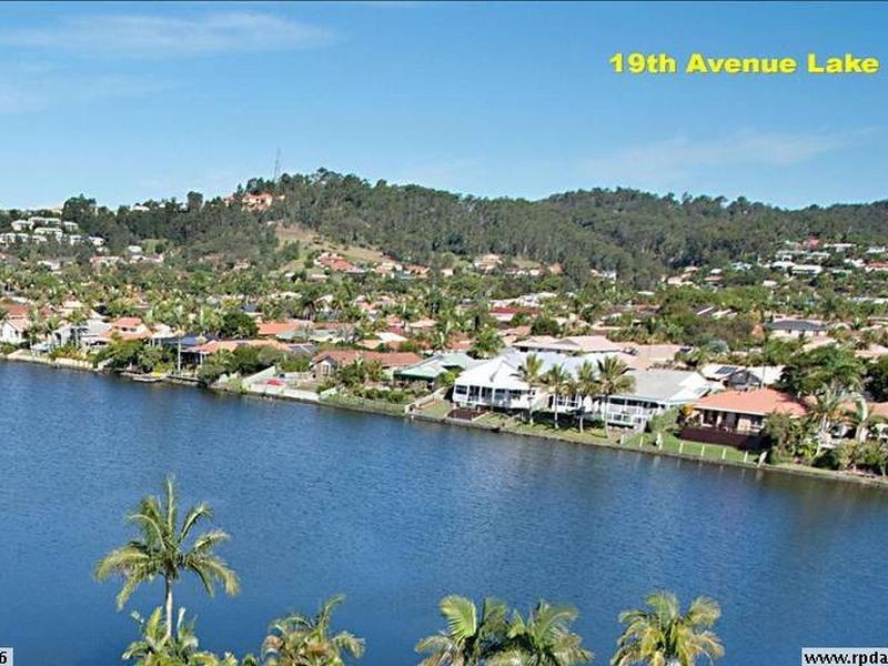 19 Saffron Street, Elanora QLD 4221