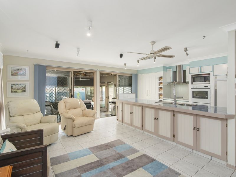 48 Wedgebill Pde, Burleigh Waters QLD 4220