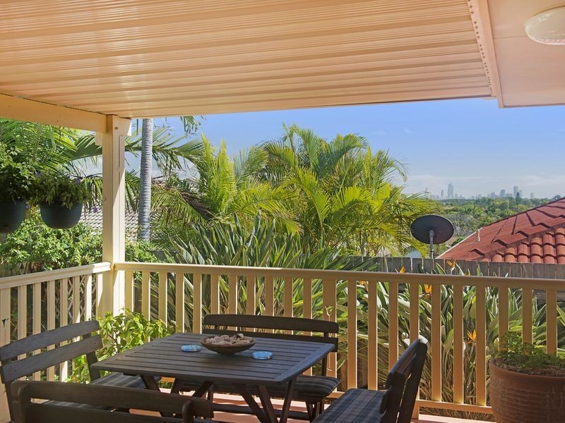 3 Treetop Court, Burleigh Waters QLD 4220