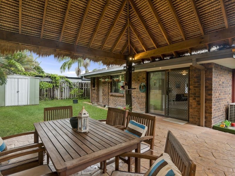 11 Montezuma Drive, Burleigh Waters QLD 4220