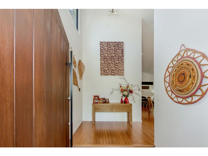 25 York Creek Crescent, Reedy Creek QLD 4227