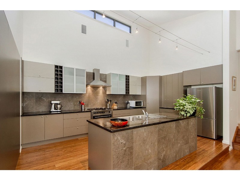 25 York Creek Crescent, Reedy Creek QLD 4227