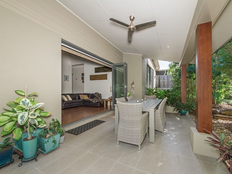 25 York Creek Crescent, Reedy Creek QLD 4227