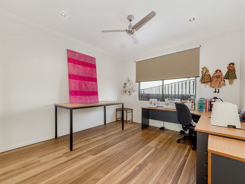 25 York Creek Crescent, Reedy Creek QLD 4227