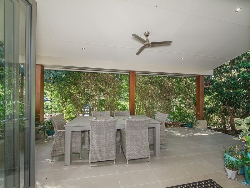 25 York Creek Crescent, Reedy Creek QLD 4227