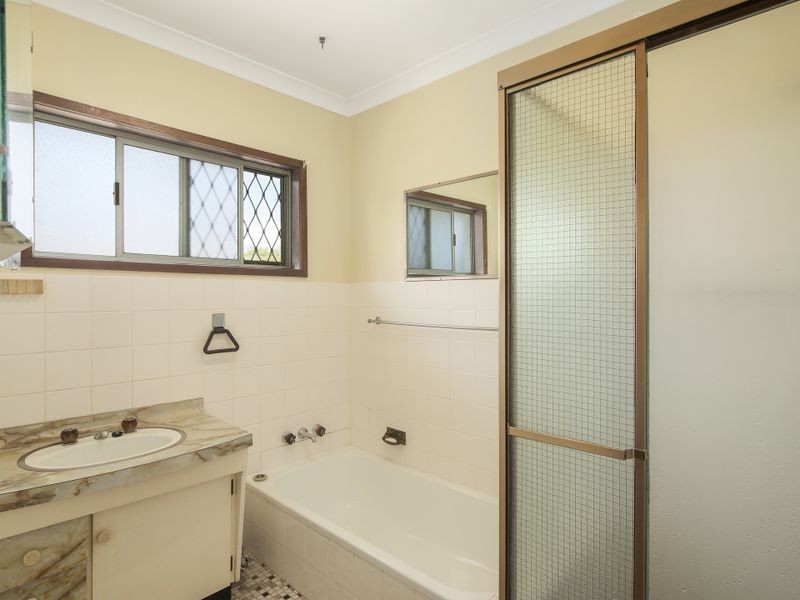 60 Townson Avenue, Palm Beach QLD 4221