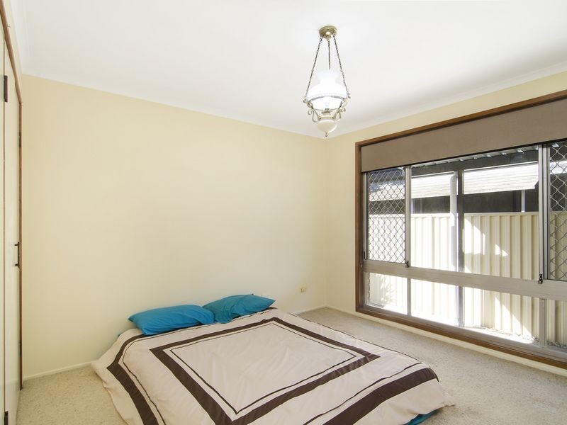 19 Razorbill St, Burleigh Waters QLD 4220