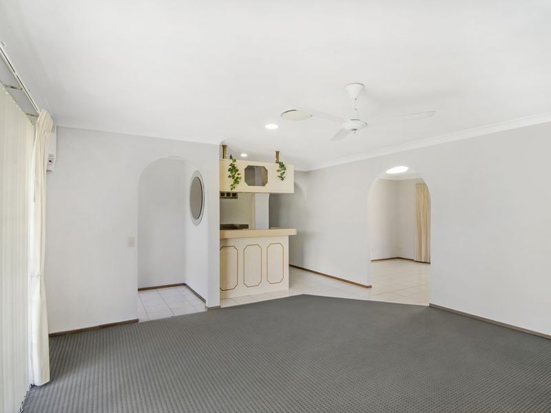 29 Treeview Dr, Burleigh Waters QLD 4220