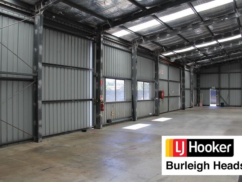 103 Olsen Avenue, Labrador QLD 4215